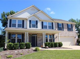 3864 Jonathan Rdg, Columbus, IN 47201