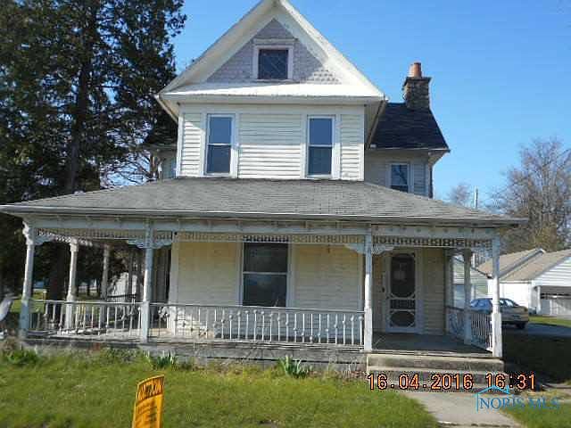 1st image of 122 E Bryant St