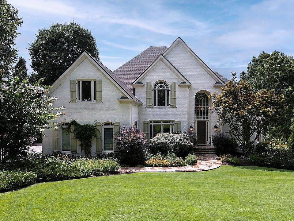 1st image of 665 Falls Lake Dr