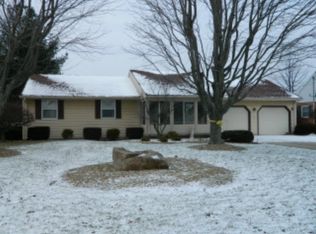 918 N Henry St, Crestline, OH 44827
