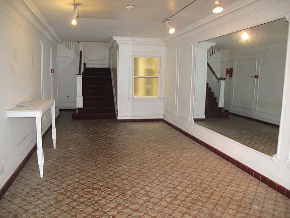 2nd image of 172 Palm Ave