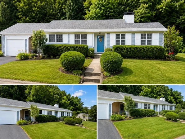 54 Commonwealth Avenue, Springfield, VT 05156