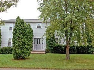 489 Eisenhower St, Marengo, IL 60152