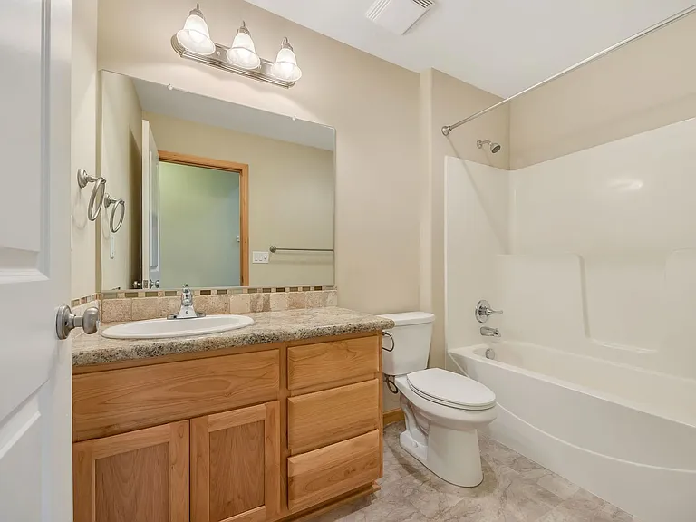1730 Pacific Ridge Ln — Photo 25