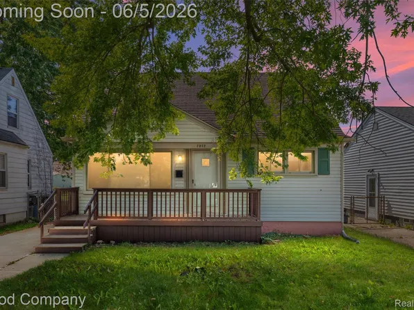 7972 Ziegler St, Taylor, MI 48180