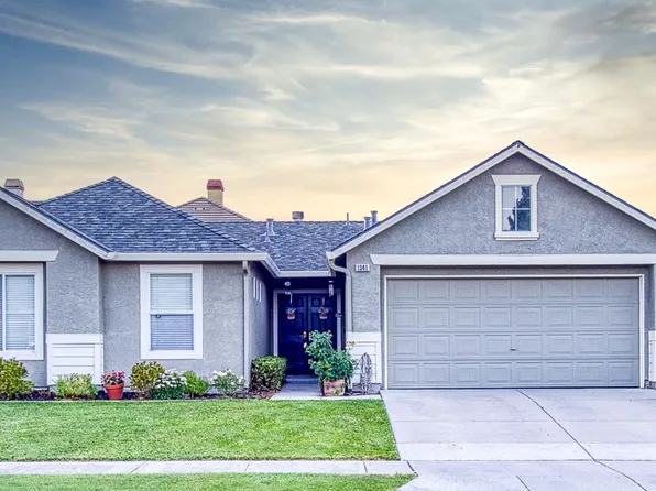 1341 Peregrine Dr, Gilroy, CA 95020