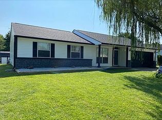 1684 Fountain Lake Dr E, Shelbyville, IN