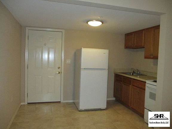 2nd image of 201 Stillman St #206