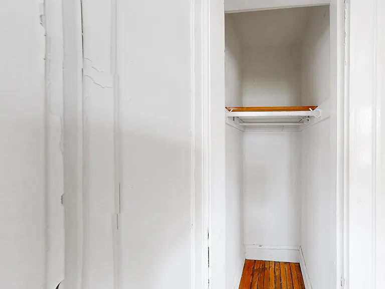15 Governors Ave #24 — Photo 10