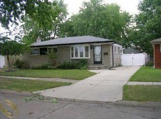 27035 Shackett Ave, Warren, MI 48093