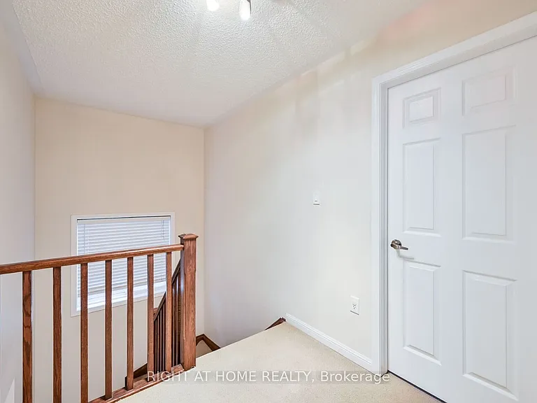 842 Luxton Dr — Photo 15
