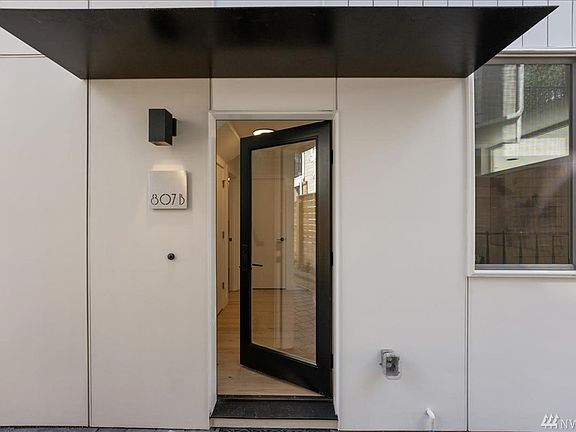 2nd image of 807 Taylor Ave N #B