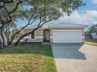 24 Saint Andrews Pl, Rockport, TX 78382