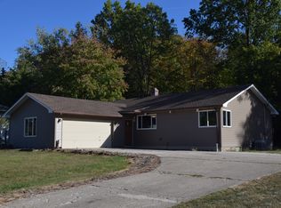 7815 Pamela Dr, North Royalton, OH 44133