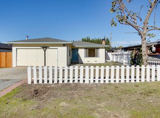 1340 Crestview Dr, Hollister, CA