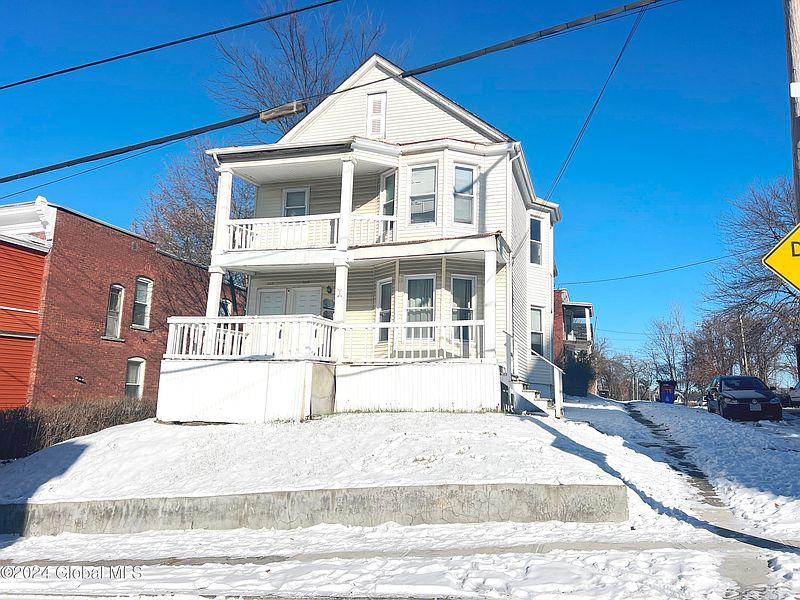 2nd image of 1117-1119 Hutton Street