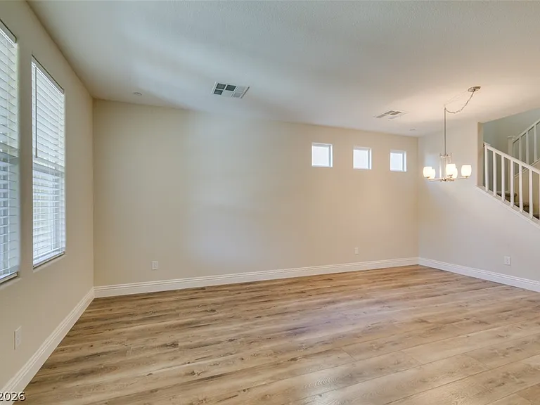 2884 Green Falls Ave — Photo 5