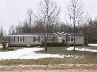 8 Hidy Ave, Massena, NY 13662