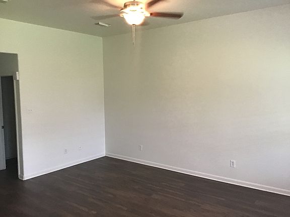 4th image of 7203 Enclave Hill Ln