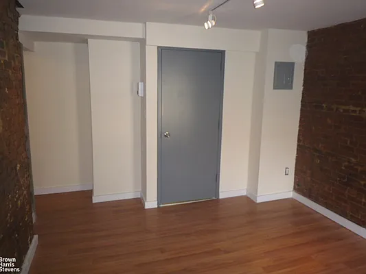 Rented by Brown Harris Stevens | media 7