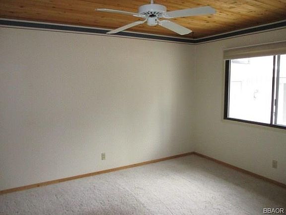 5th image of 419 Belmont Dr