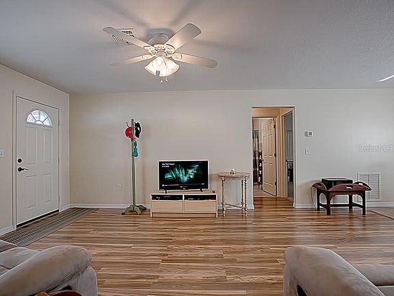 4th image of 31747 Tropical Shores Dr