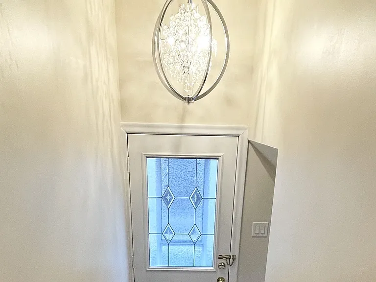 30 Tapley Dr #LOWER LEVEL — Photo 2
