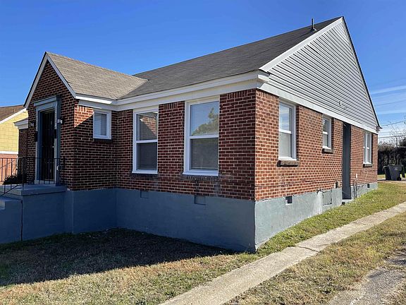 2nd image of 2251 Longstreet Dr