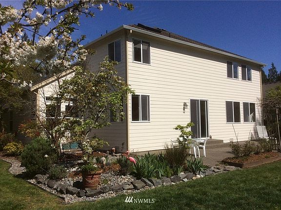 4th image of 3409 33rd Way NW