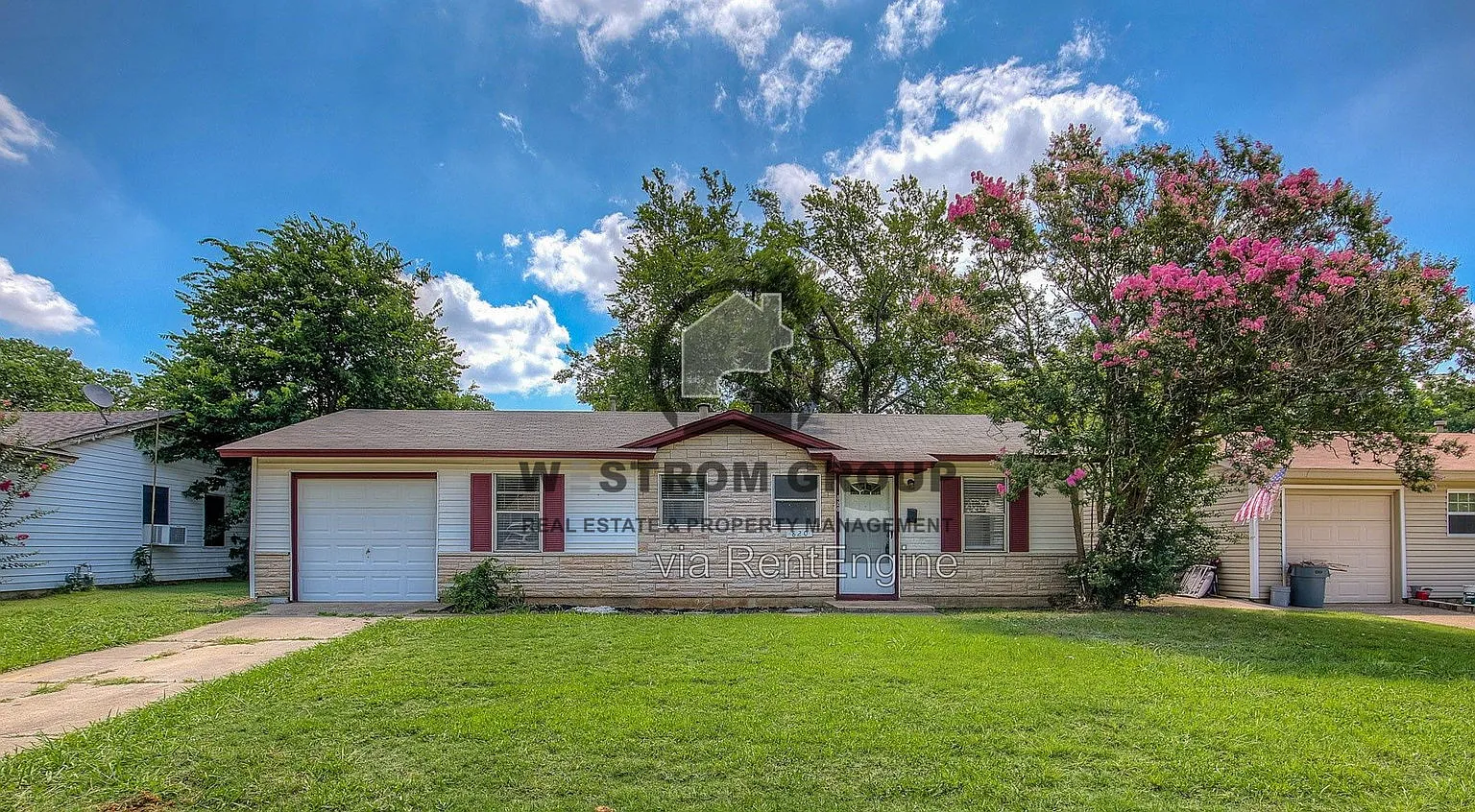 3 bed, 1.0 bath, 910 sqft, $1,845 — Photo 1