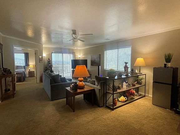 5th image of 2181 Elkhorn Dr APT A