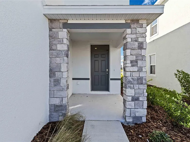 3394 Hilltop Cir — Photo 4