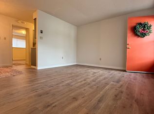 404-406 S 9th Ave #1, Yakima, WA 98902