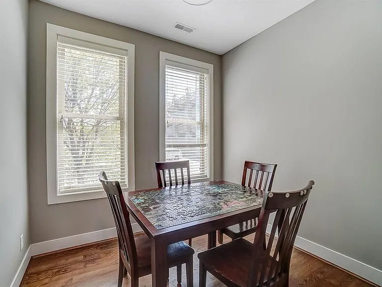 Study/Breakfast nook