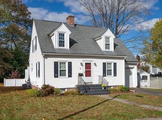 11 Anderson Ave, Holyoke, MA 01040