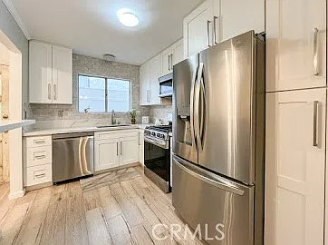 707 E Tujunga Ave #B — Photo 1