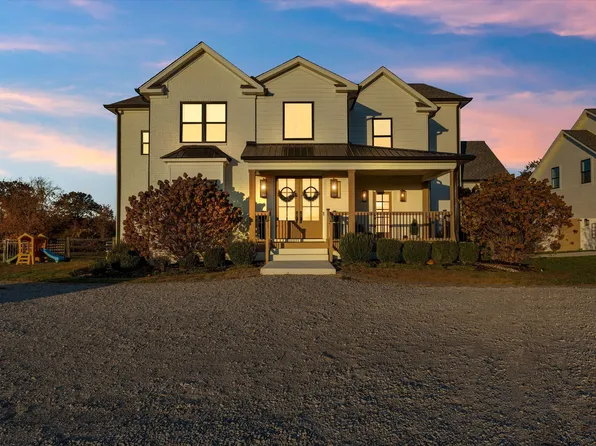 7314 Dug Hill Rd, Bon Aqua, TN 37025