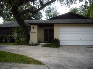 1609 Lakeview Rd, Clearwater, FL 33756