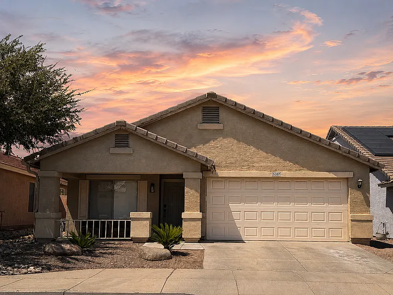 5307 N Ormondo Ct — Photo 1