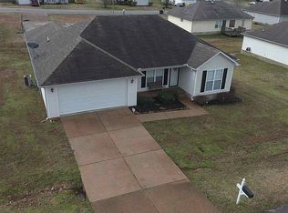54 Jeff Dr, Jackson, TN 38305