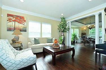 3rd image of 180 Sweetwater Dr