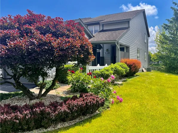360 Summerhaven Dr N, East Syracuse, NY 13057
