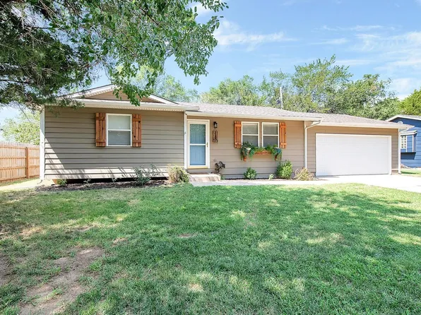 219 S Crocker St, Colwich, KS 67030