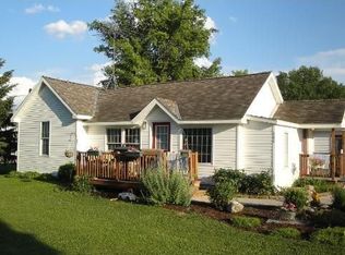 680 3rd St SE, Cokato, MN 55321