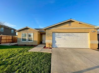 1414 Willmott Rd, Los Banos, CA 93635