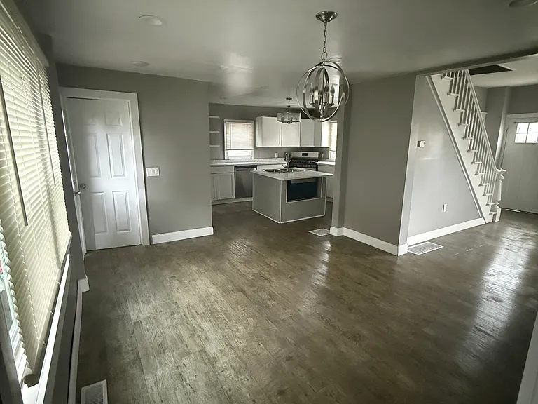 312 Soper St — Photo 11