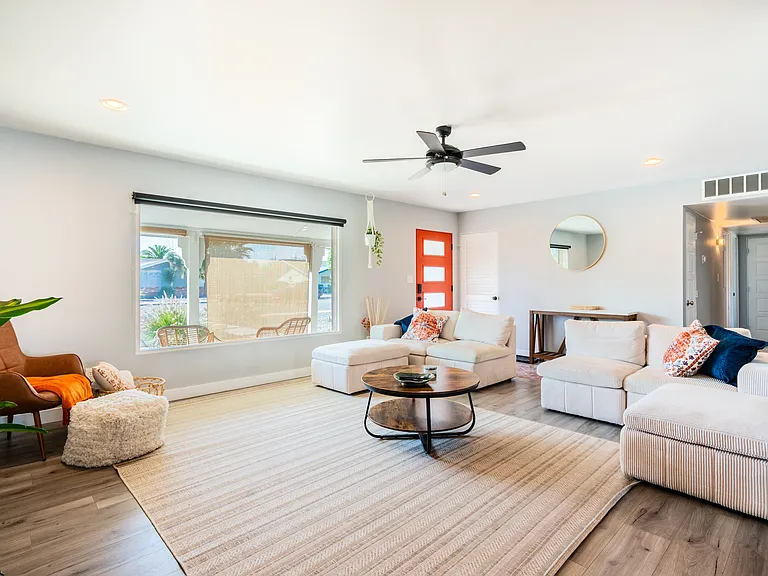 3327 S Dorsey Ln — Photo 14