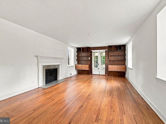 5th image of 122 Grasmere Rd