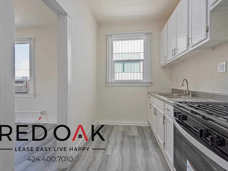 341 S Alvarado St #505 — Photo 3