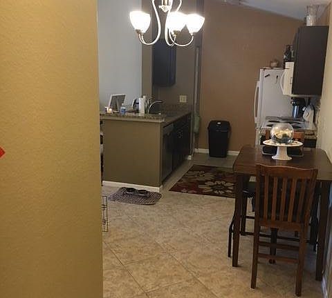 2nd image of 940 Village Trl Unit 2-304